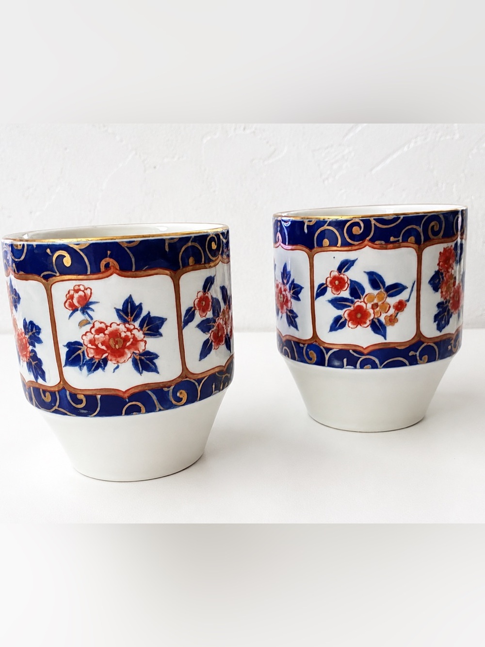 2 VTG O.M.C OTAGIRI, JAPAN SAKI TEA CUP FLORAL GOLD TRIM ORIG. LABEL EUC